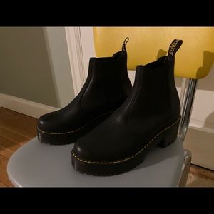 Platform Dr. Martens boots black U.S. size 9 Women